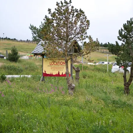 Διαμέρισμα Isard
